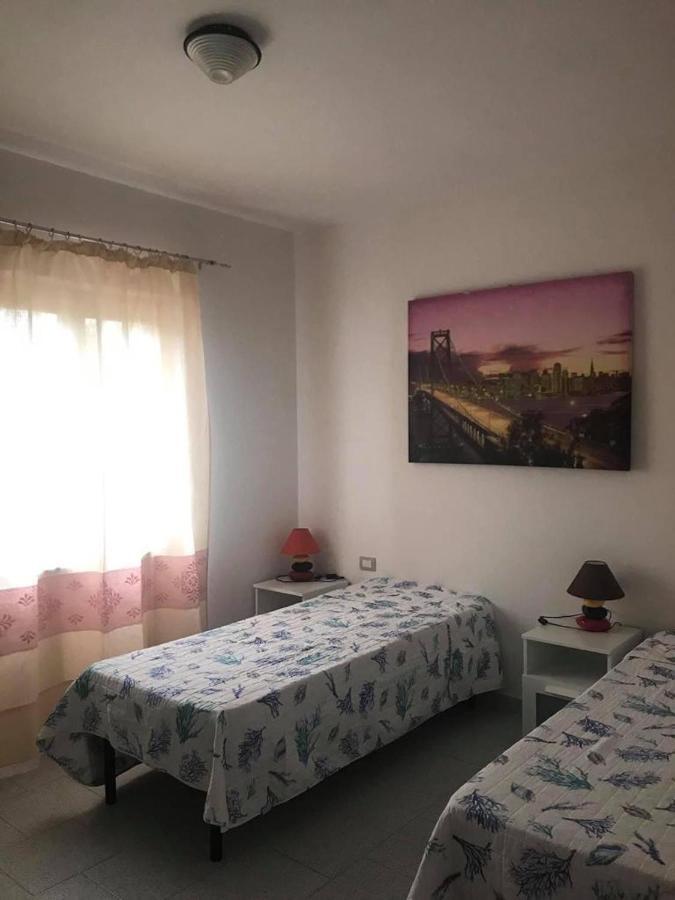 Casa Antony Villa San Teodoro  Buitenkant foto